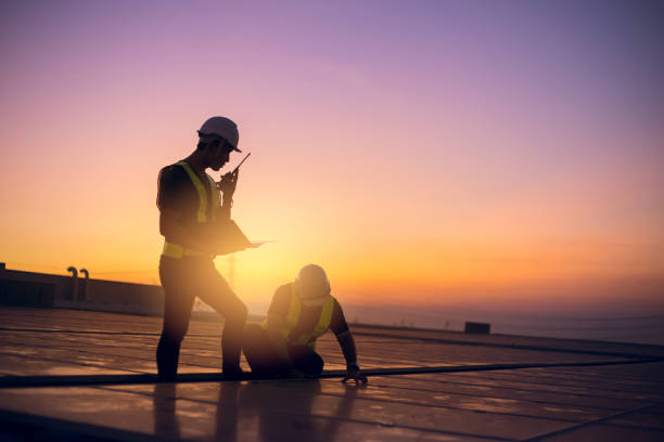 Best Flat Roof Repair Services  in Oregon, WI